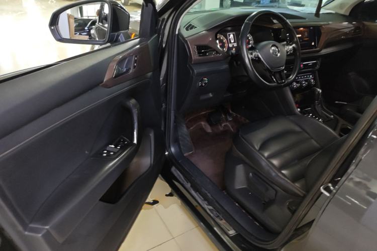 Used Volkswagen Tharu 2020 280TSI Two-Wheel Drive Luxury Edition China VI Standard Driver Seat