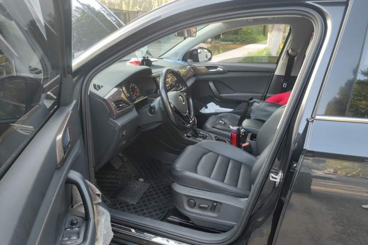 Used Volkswagen Tharu 2020 280TSI Two-Wheel Drive Luxury Plus Version China VI Standard Driver Seat