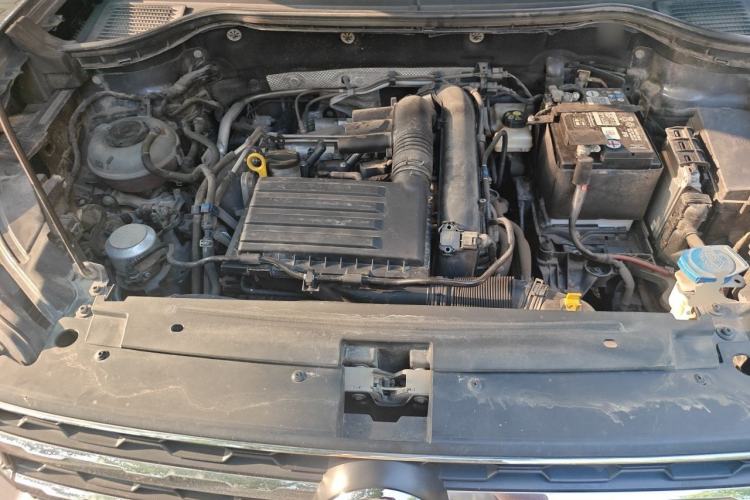 Used Volkswagen Tharu 2020 280TSI Two-Wheel Drive Luxury Plus Version China VI Standard Engine Bay