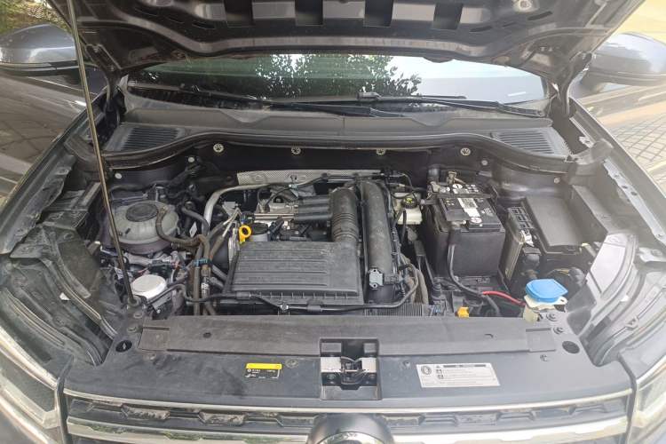Used Volkswagen Tharu 2020 280TSI Two-Wheel Drive Luxury Plus Version China VI Standard Engine Bay