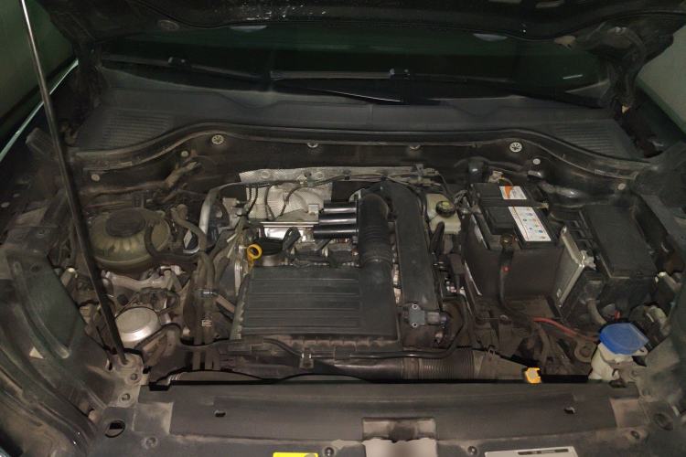 Used Volkswagen Tharu 2020 280TSI Two-Wheel Drive Luxury Edition China VI Standard Engine Bay