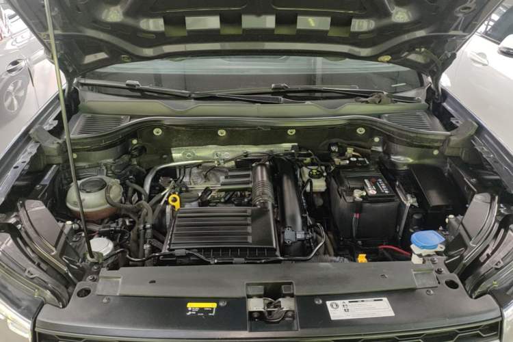 Used Volkswagen Tharu 2020 280TSI Two-Wheel Drive Comfort Edition China VI Standard Engine Bay