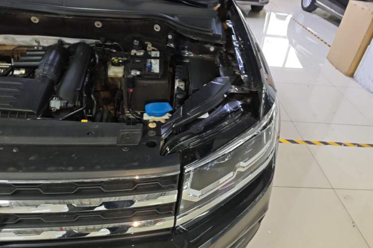 Used Volkswagen Tharu 2020 280TSI Two-Wheel Drive Luxury Edition China VI Standard Engine Bay Left