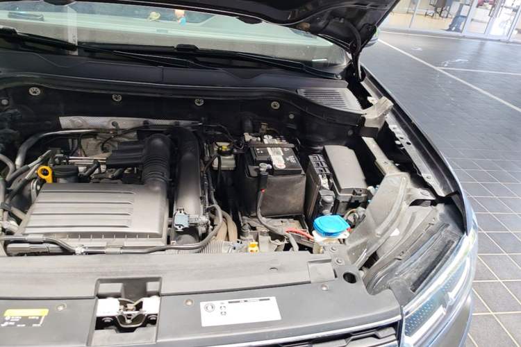 Used Volkswagen Tharu 2020 280TSI Two-Wheel Drive Luxury Plus Version China VI Standard Engine Bay Left