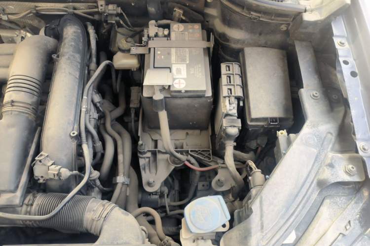 Used Volkswagen Tharu 2020 280TSI Two-Wheel Drive Luxury Edition China VI Standard Engine Bay Left