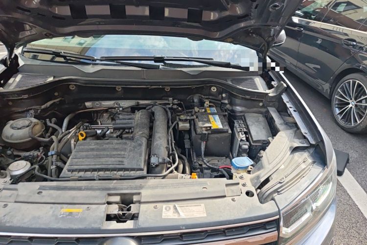 Used Volkswagen Tharu 2020 280TSI Two-Wheel Drive Luxury Edition China VI Standard Engine Bay Left