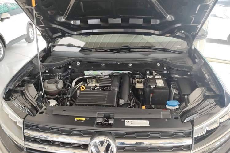 Used Volkswagen Tharu 2020 280TSI Two-Wheel Drive Comfort Edition China VI Standard Engine Bay