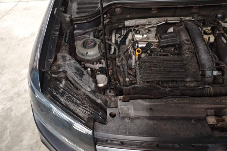 Used Volkswagen Tharu 2020 280TSI Two-Wheel Drive Comfort Edition China VI Standard Engine Bay Right