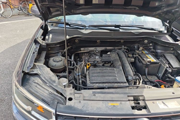 Used Volkswagen Tharu 2020 280TSI Two-Wheel Drive Luxury Edition China VI Standard Engine Bay Right