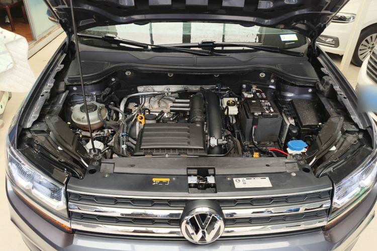 Used Volkswagen Tharu 2020 280TSI Two-Wheel Drive Luxury Edition China VI Standard Engine Bay
