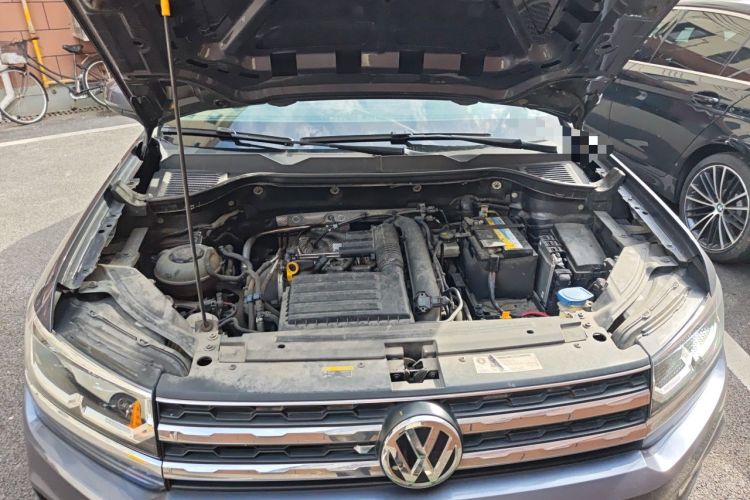 Used Volkswagen Tharu 2020 280TSI Two-Wheel Drive Luxury Edition China VI Standard Engine Bay