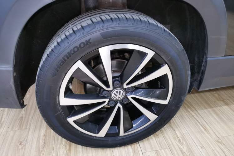 Used Volkswagen Tharu 2020 280TSI Two-Wheel Drive Luxury Plus Version China VI Standard Exterior 5
