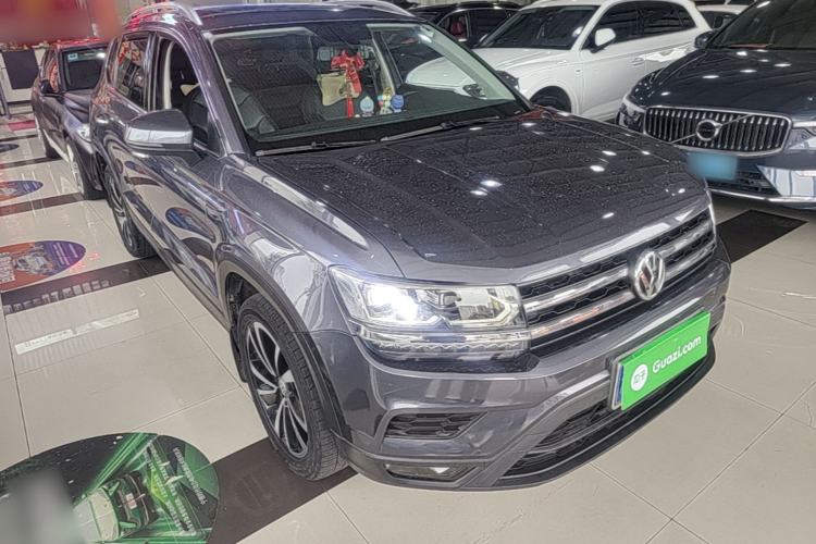 Used Volkswagen Tharu 2020 280TSI Two-Wheel Drive Luxury Edition China VI Standard Front Right 45 Deg