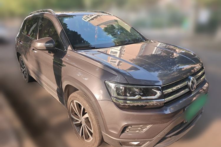 Used Volkswagen Tharu 2020 280TSI Two-Wheel Drive Luxury Plus Version China VI Standard Front Right 45 Deg