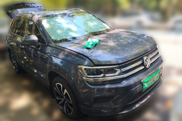 Used Volkswagen Tharu 2020 280TSI Two-Wheel Drive Luxury Plus Version China VI Standard Front Right 45 Deg