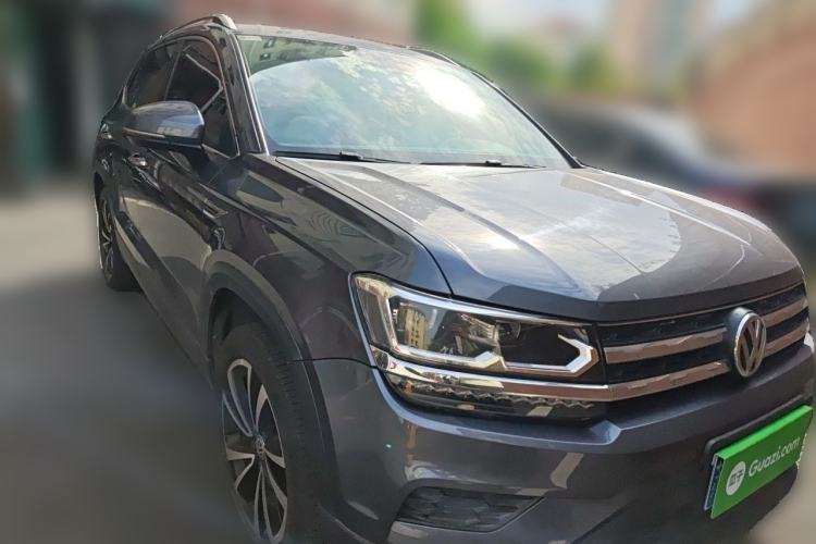 Used Volkswagen Tharu 2020 280TSI Two-Wheel Drive Luxury Edition China VI Standard Front Right 45 Deg
