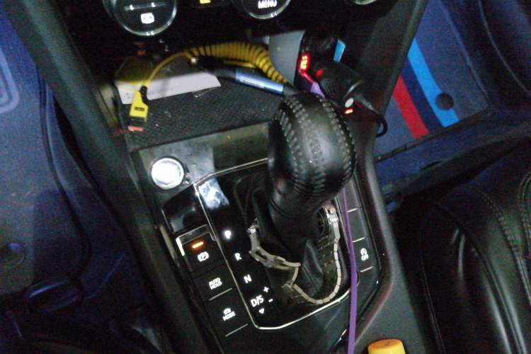 Used Volkswagen Tharu 2020 280TSI Two-Wheel Drive Luxury Edition China VI Standard Gear Lever