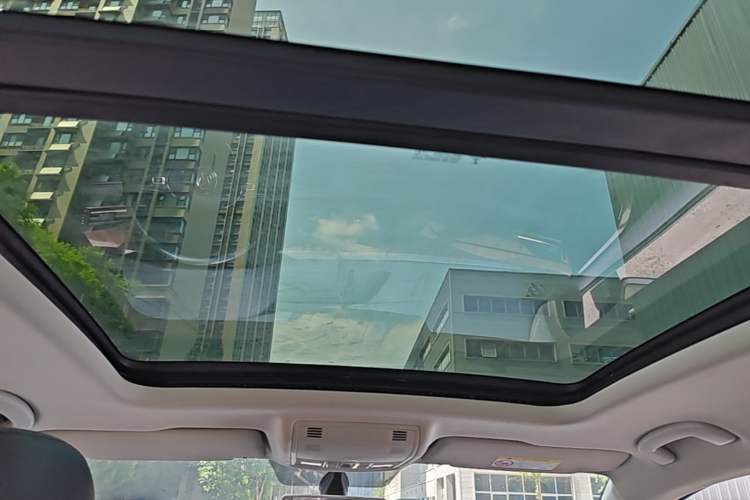 Used Volkswagen Tharu 2020 280TSI Two-Wheel Drive Luxury Edition China VI Standard Headliner