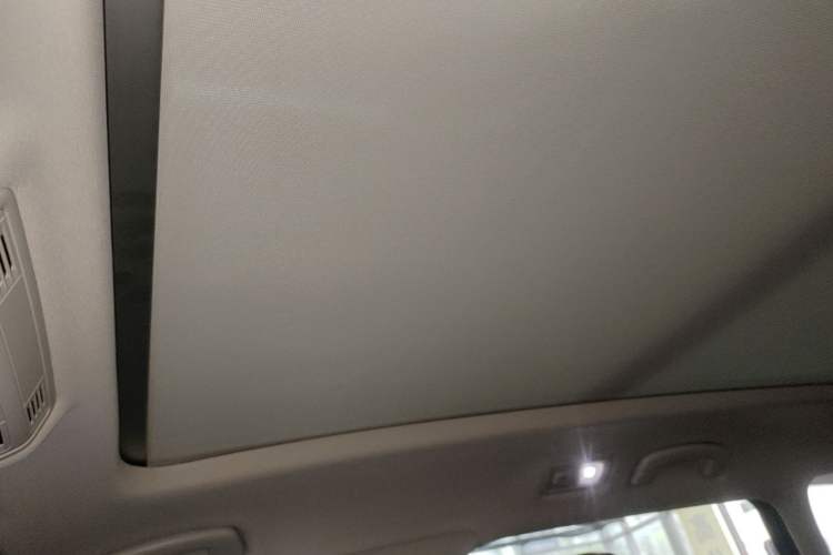 Used Volkswagen Tharu 2020 280TSI Two-Wheel Drive Comfort Edition China VI Standard Headliner