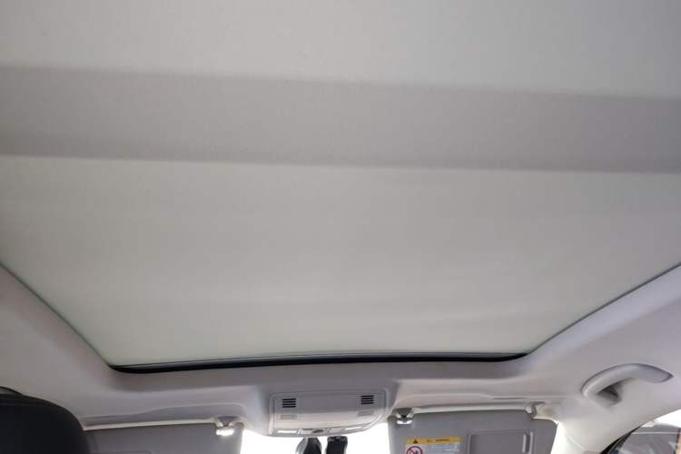 Used Volkswagen Tharu 2020 280TSI Two-Wheel Drive Luxury Plus Version China VI Standard Headliner