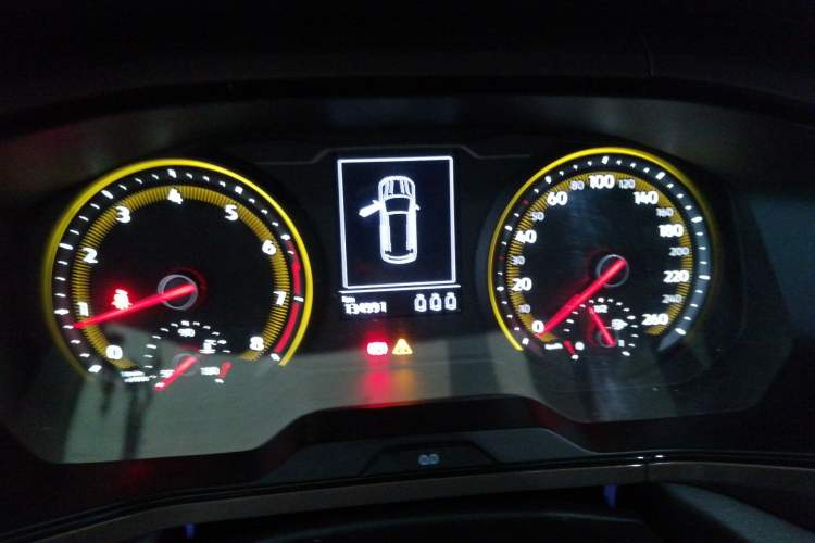 Used Volkswagen Tharu 2020 280TSI Two-Wheel Drive Luxury Edition China VI Standard Instrument Cluster