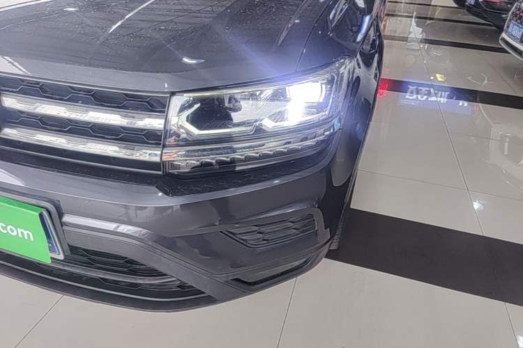 Used Volkswagen Tharu 2020 280TSI Two-Wheel Drive Luxury Edition China VI Standard Left Front Headlight