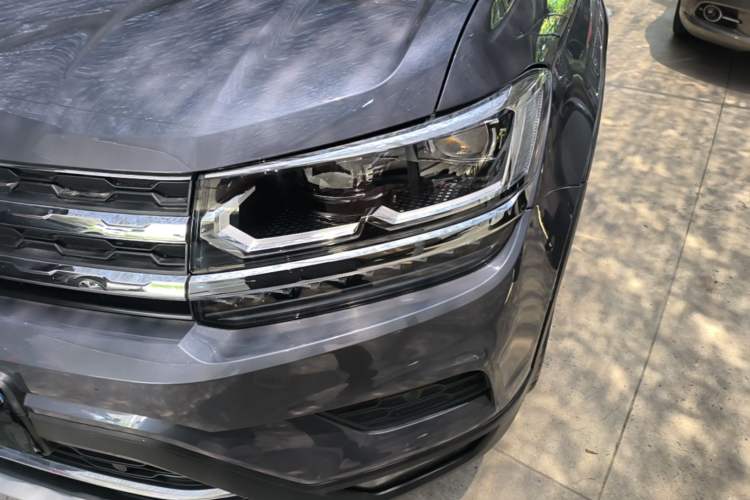 Used Volkswagen Tharu 2020 Revised Version 330TSI Four-Wheel Drive Flagship Edition China VI Left Front Headlight