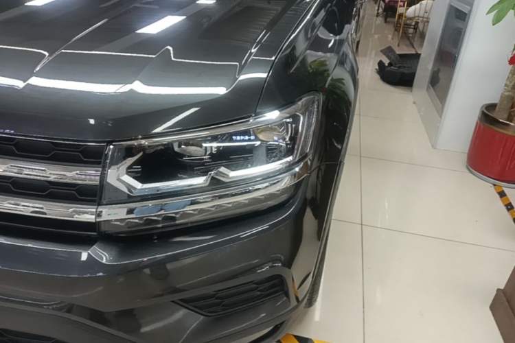 Used Volkswagen Tharu 2020 280TSI Two-Wheel Drive Luxury Plus Version China VI Standard Left Front Headlight