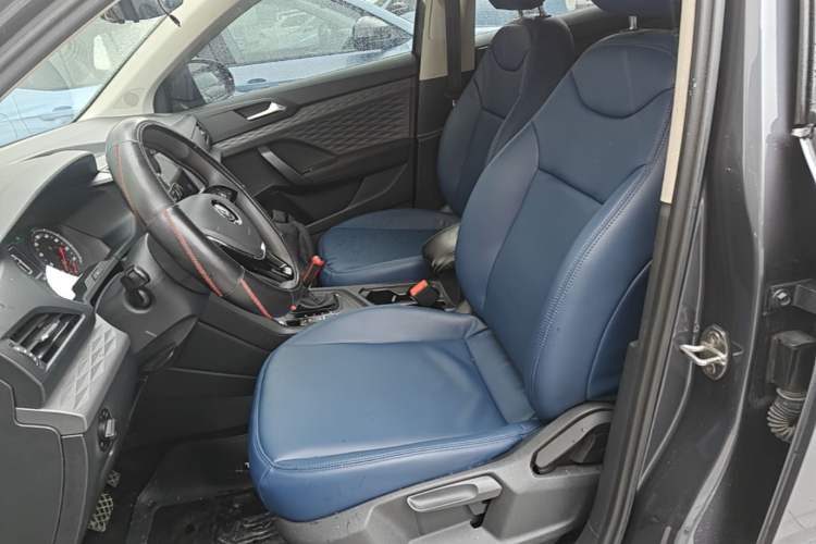 Used Volkswagen Tharu 2020 280TSI Two-Wheel Drive Trend Edition China VI Standard Left Front Seat