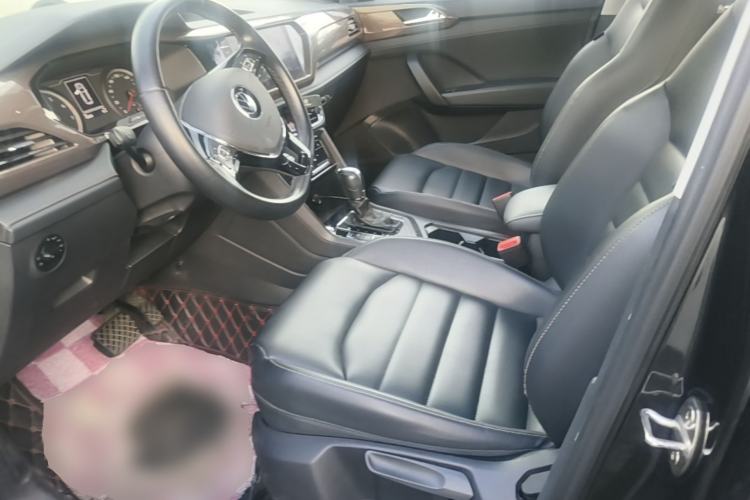 Used Volkswagen Tharu 2020 280TSI Two-Wheel Drive Luxury Edition China VI Standard Left Front Seat