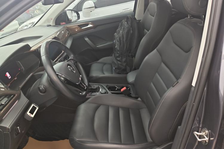Used Volkswagen Tharu 2020 330TSI Four-Wheel Drive Flagship Version China VI Standard Left Front Seat