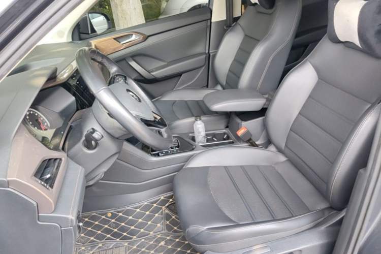 Used Volkswagen Tharu 2020 280TSI Two-Wheel Drive Luxury Plus Version China VI Standard Left Front Seat