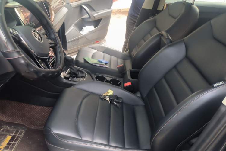 Used Volkswagen Tharu 2020 280TSI Two-Wheel Drive Luxury Edition China VI Standard Left Front Seat
