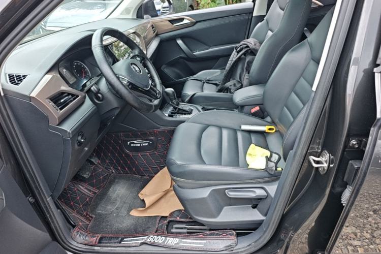 Used Volkswagen Tharu 2020 280TSI Two-Wheel Drive Luxury Edition China VI Standard Left Front Seat