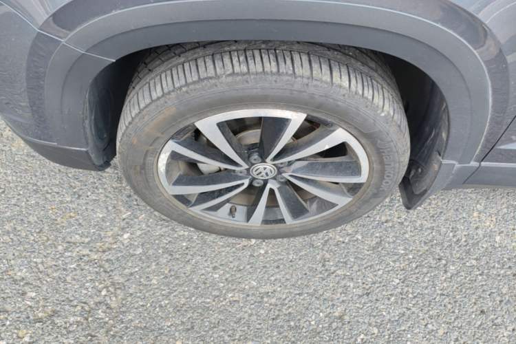 Used Volkswagen Tharu 2020 280TSI Two-Wheel Drive Luxury Plus Version China VI Standard Left Front Wheel Hub