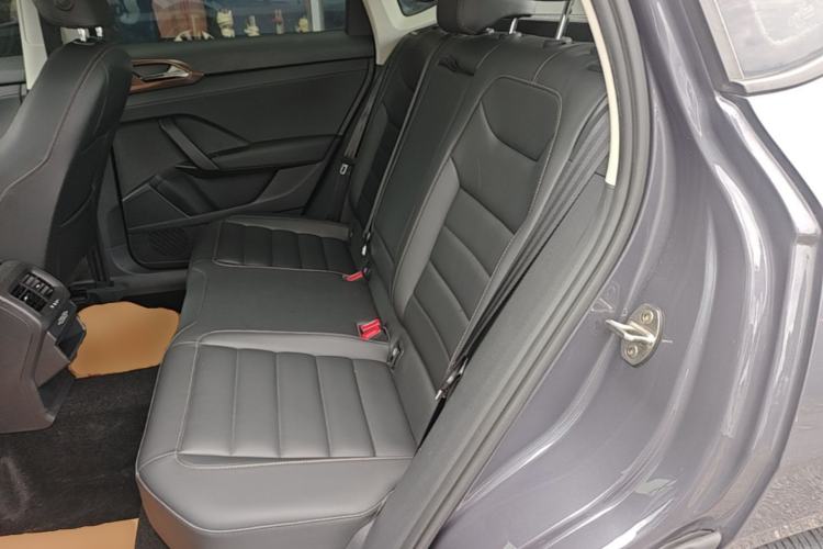 Used Volkswagen Tharu 2020 280TSI Two-Wheel Drive Comfort Edition China VI Standard Left Rear Seat