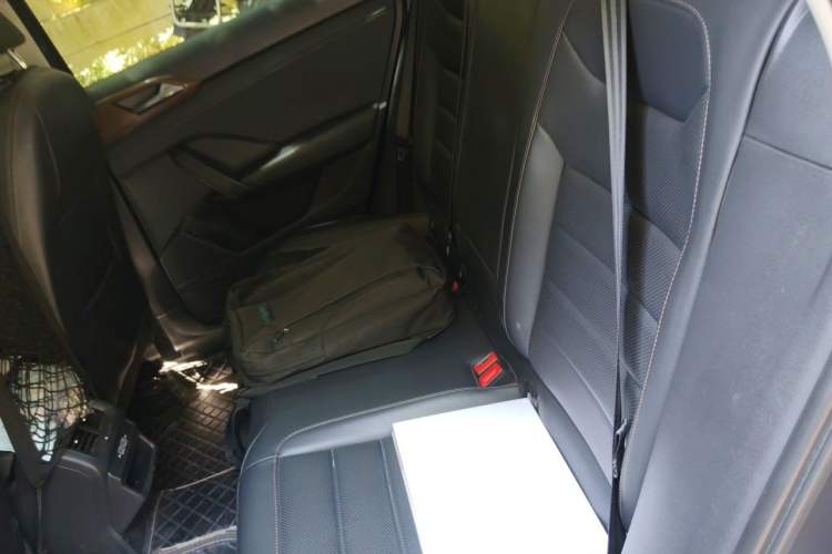 Used Volkswagen Tharu 2020 280TSI Two-Wheel Drive Luxury Plus Version China VI Standard Left Rear Seat