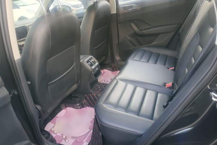 Used Volkswagen Tharu 2020 280TSI Two-Wheel Drive Luxury Edition China VI Standard Left Rear Seat