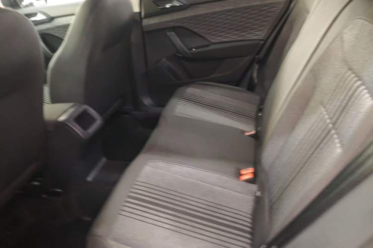 Used Volkswagen Tharu 2020 280TSI Two-Wheel Drive Trend Edition China VI Standard Left Rear Seat