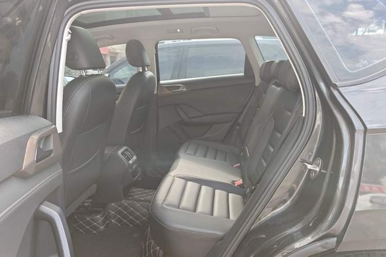 Used Volkswagen Tharu 2020 280TSI Two-Wheel Drive Comfort Edition China VI Standard Left Rear Seat