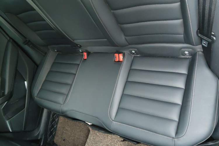 Used Volkswagen Tharu 2020 280TSI Two-Wheel Drive Trend Edition China VI Standard Left Rear Seat