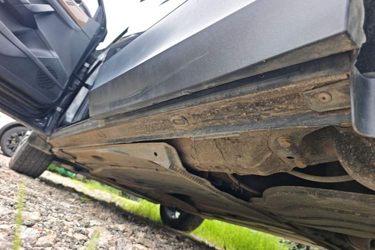 Used Volkswagen Tharu 2020 280TSI Two-Wheel Drive Luxury Edition China VI Standard Left Side Sill