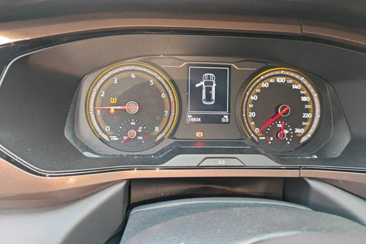 Used Volkswagen Tharu 2020 280TSI Two-Wheel Drive Comfort Edition China VI Standard Odometer Close Up