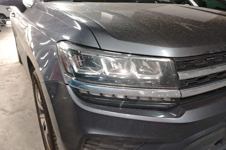 Used Volkswagen Tharu 2020 280TSI Two-Wheel Drive Comfort Edition China VI Standard Right Front Headlight