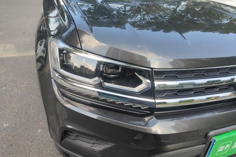 Used Volkswagen Tharu 2020 280TSI Two-Wheel Drive Luxury Plus Version China VI Standard Right Front Headlight