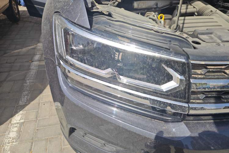Used Volkswagen Tharu 2020 280TSI Two-Wheel Drive Luxury Plus Version China VI Standard Right Front Headlight