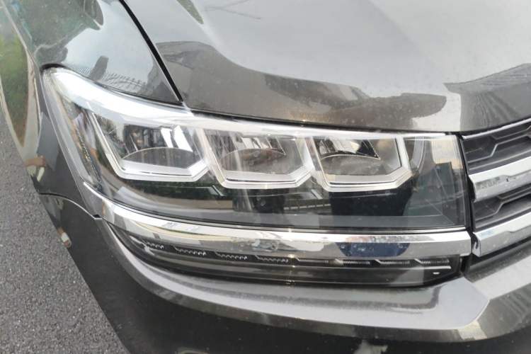 Used Volkswagen Tharu 2020 280TSI Two-Wheel Drive Trend Edition China VI Standard Right Front Headlight