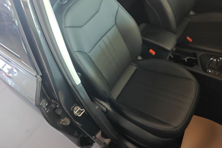 Used Volkswagen Tharu 2020 280TSI Two-Wheel Drive Trend Edition China VI Standard Right Front Seat