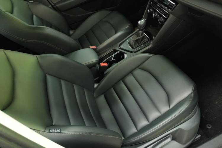 Used Volkswagen Tharu 2020 280TSI Two-Wheel Drive Comfort Edition China VI Standard Right Front Seat