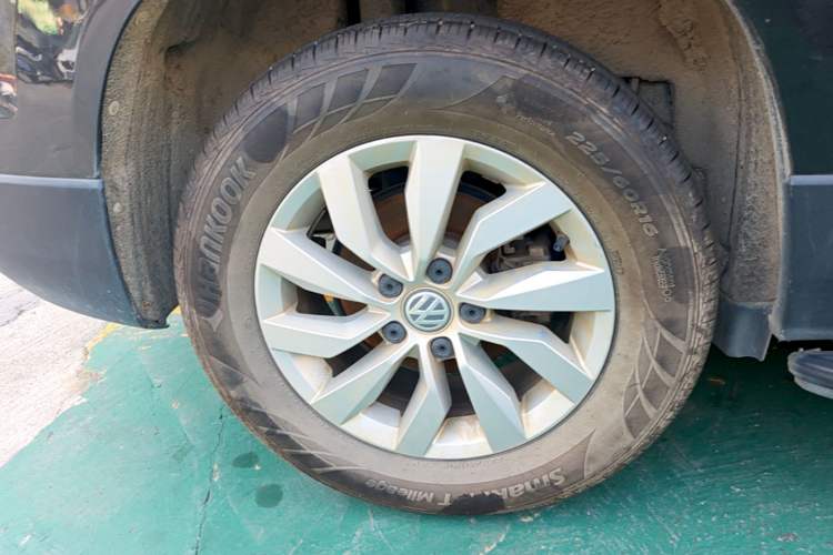 Used Volkswagen Tharu 2020 280TSI Two-Wheel Drive Trend Edition China VI Standard Right Rear Wheel Hub